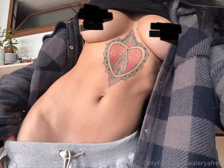 Foto nua vazada do OnlyFans de Waleryafree