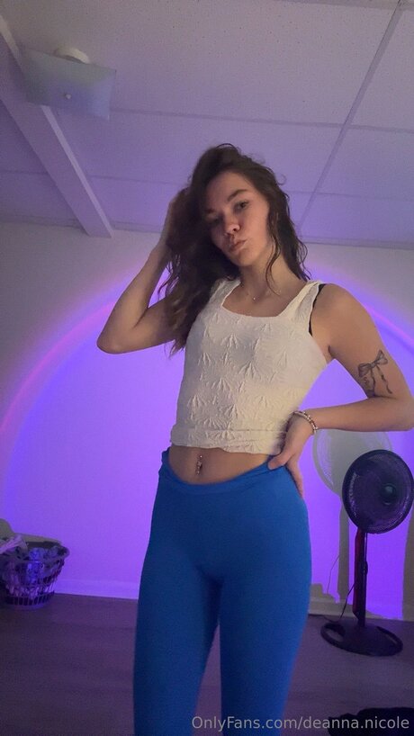 Nøgent lækket OnlyFans-billede af Deanna Nicole