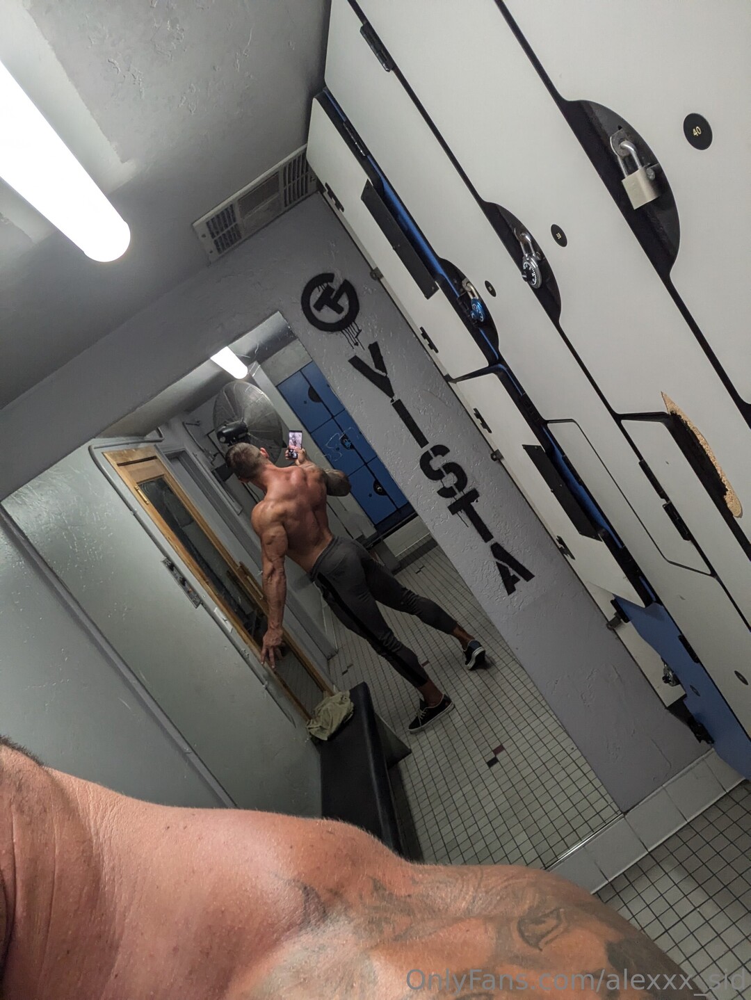 Nacktes geleaktes OnlyFans-Foto von Alexxx Sid #12