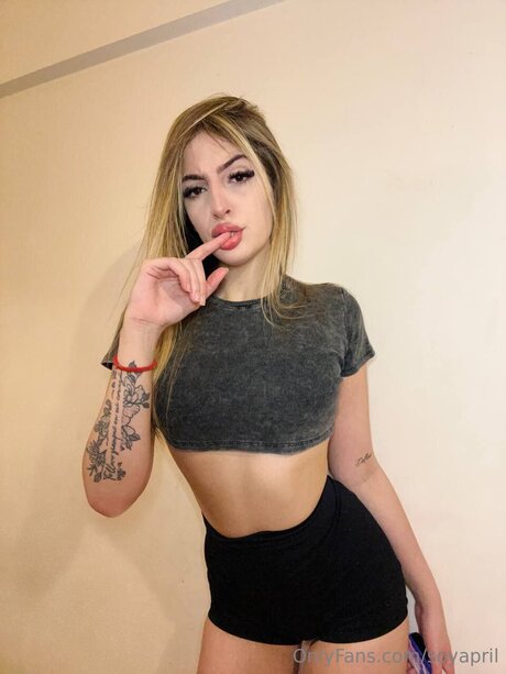 Nacktes geleaktes OnlyFans-Foto von Soyapril