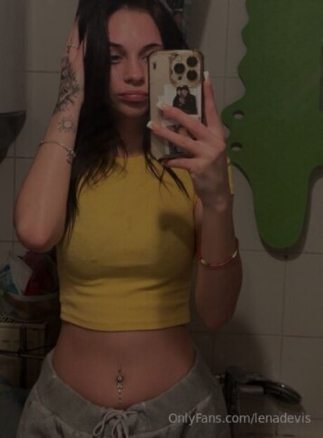 Foto nua vazada do OnlyFans de Lenadevis