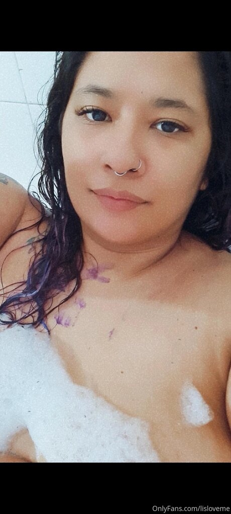 Alaston vuotanut OnlyFans-kuva Lisloveme