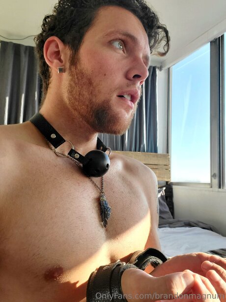 Foto nua vazada do OnlyFans de Brandonmagnum