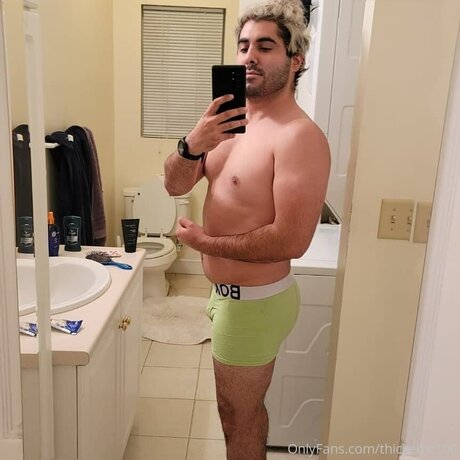 Naken lekkede OnlyFans-bilde av Thickemz999