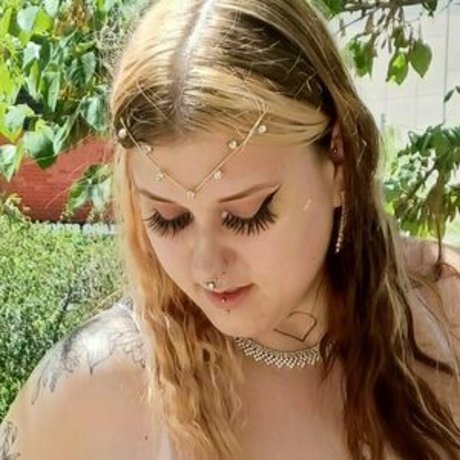 Alaston vuotanut OnlyFans-kuva Thatbigaltgirl