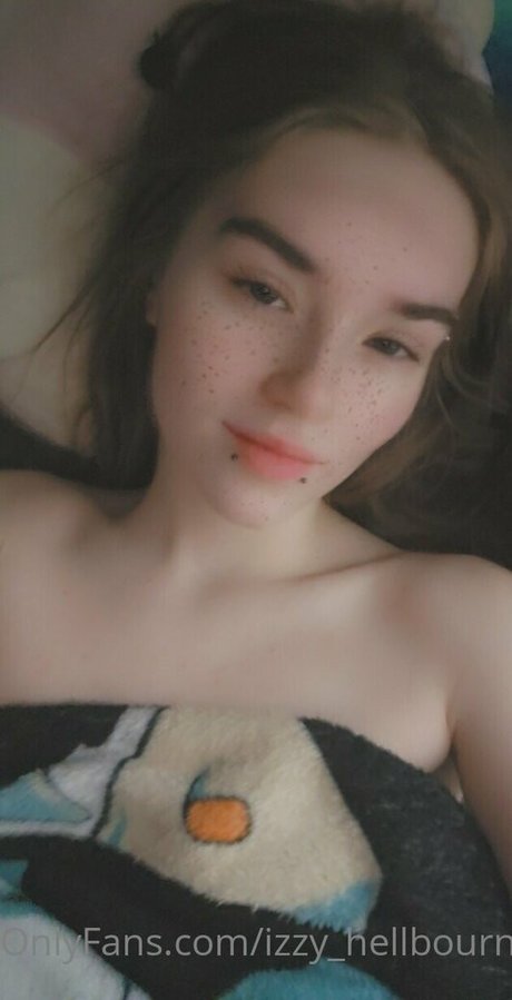 Izzyhellbourne OnlyFans 유출 누드 사진