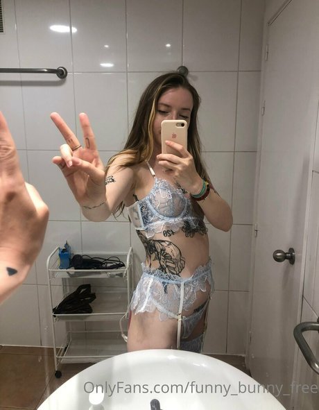 Funnybunnykiss