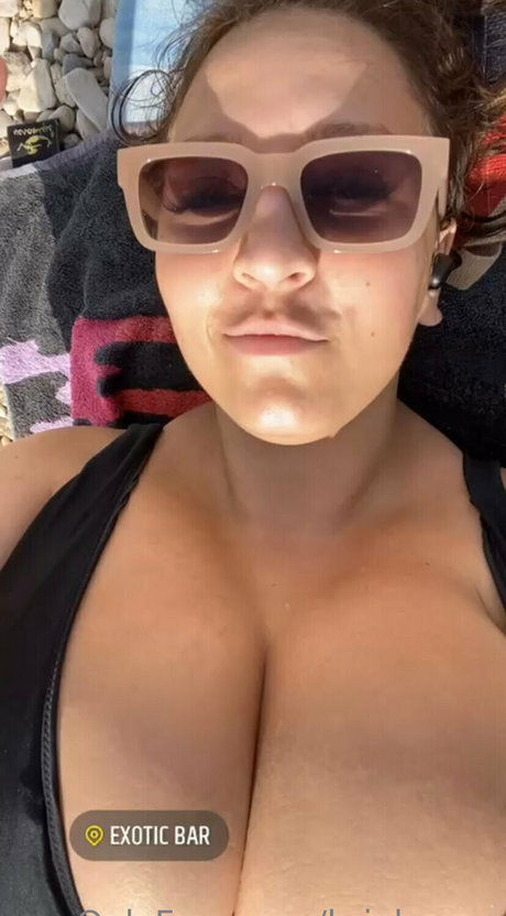 Nahá fotka uniklých OnlyFans od Brialarson