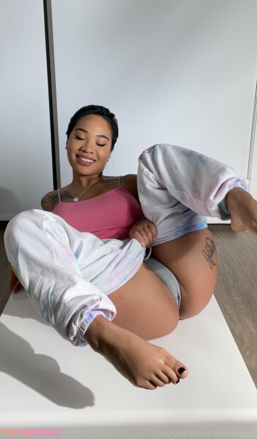 Thehoneygold OnlyFans διαρροή #44