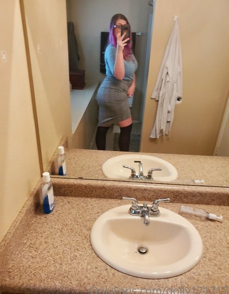 Nahá fotka uniklých OnlyFans od Aspookydoll