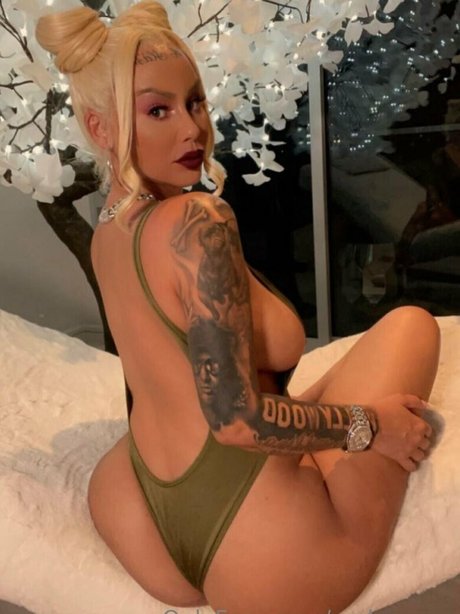 Amber Rose