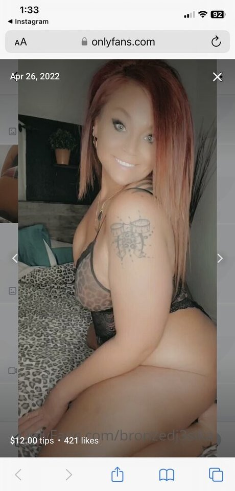 Nahá fotka uniklých OnlyFans od Bronzedj3sika