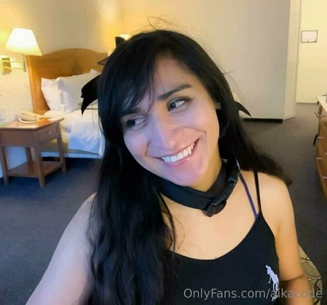 Nahá fotka uniklých OnlyFans od Aika Sofia