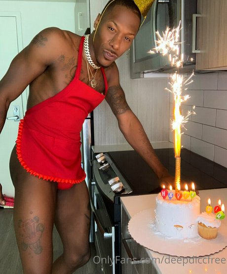 Foto di nudo di fuga di OnlyFans di Deepdiccfree