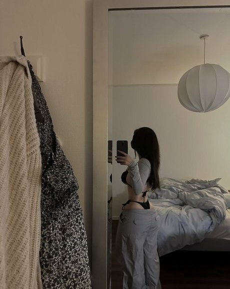 Naken läckt OnlyFans-bild av Stefanye Matsuda
