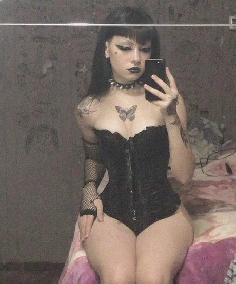 Nahá fotka uniklých OnlyFans od Isaguim