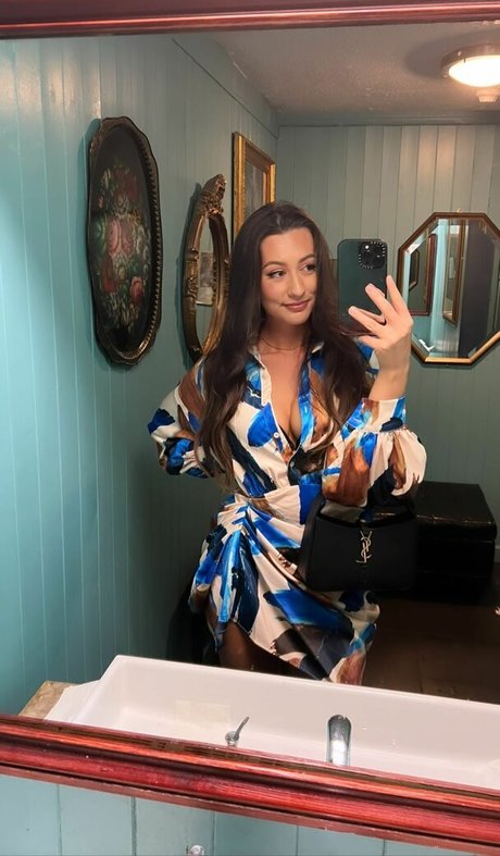 Alasti lekkinud OnlyFans-i pilt Lottie Loves Asmr