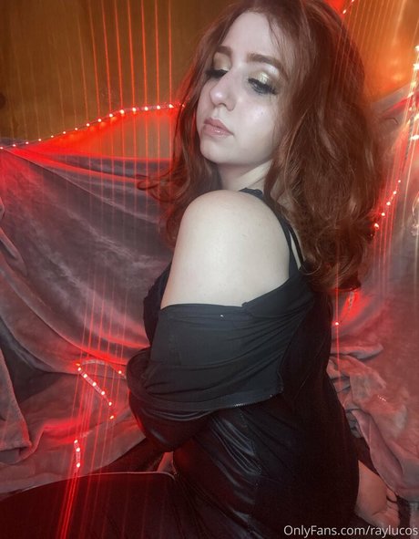 Nahá fotka uniklých OnlyFans od Raylucos