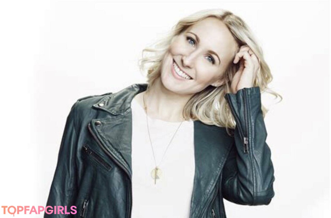 Nahá fotka uniklých OnlyFans od Nikki Glaser #122