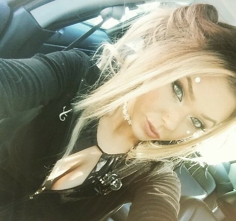 Nahá fotka uniklých OnlyFans od Anais Rizzo