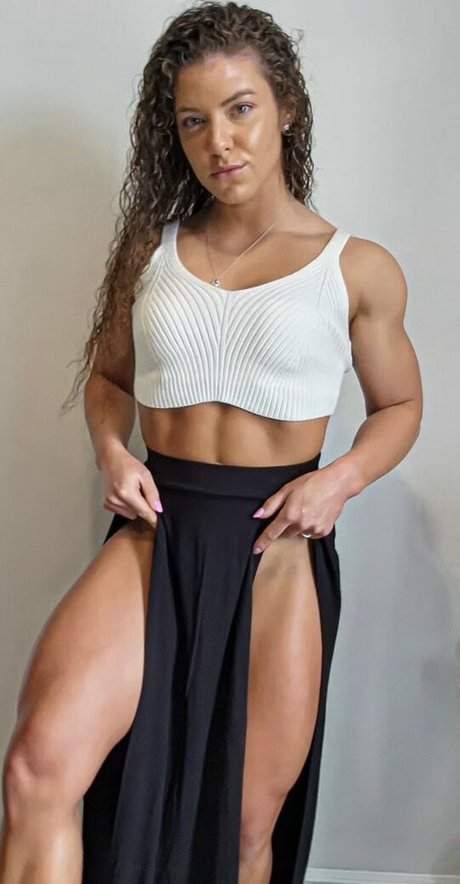Naken lekkede OnlyFans-bilde av Micgurevitch