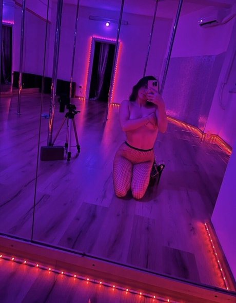 Nahá fotka uniklých OnlyFans od Sarah Gallo