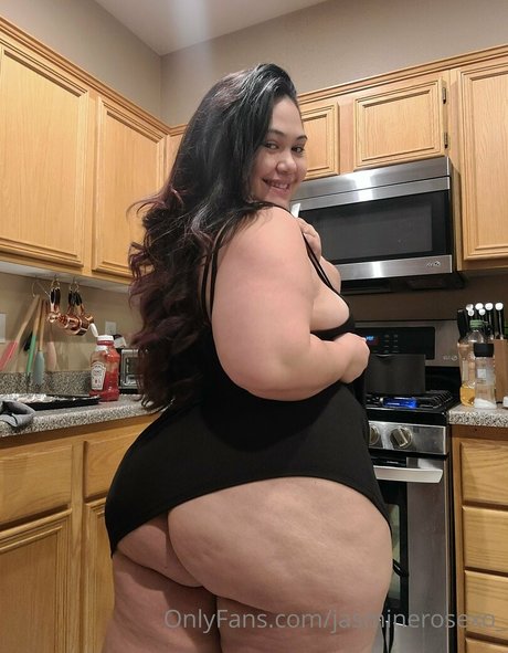 Foto di nudo di fuga di OnlyFans di Jasminerosexo