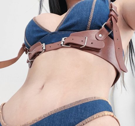 Nahá fotka uniklých OnlyFans od Ajn2