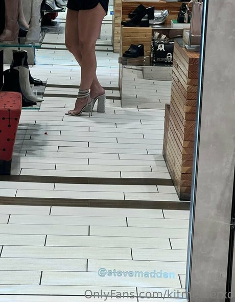 Nahá fotka uniklých OnlyFans od Kitmercerxo
