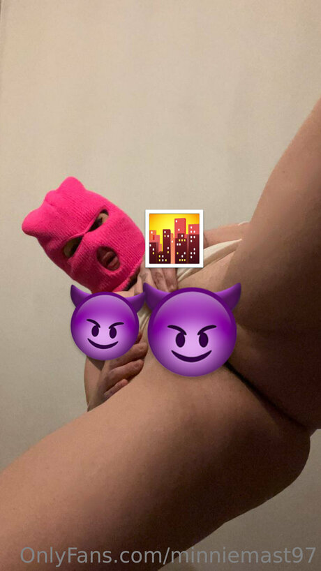 Alaston vuotanut OnlyFans-kuva Minniemast97