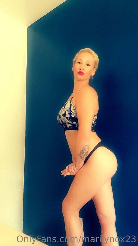 Nahá fotka uniklých OnlyFans od Marilynox23