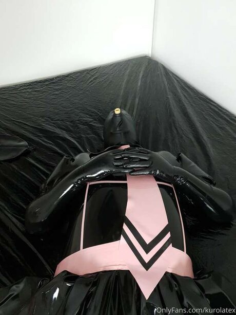 Kurolatex