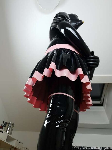 Kurolatex