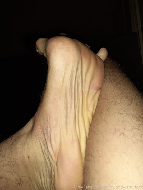 Photo nue de fuite OnlyFans de Enjoy Body And Foot