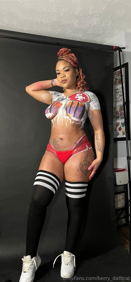 Foto nua vazada do OnlyFans de Berry Datbrat