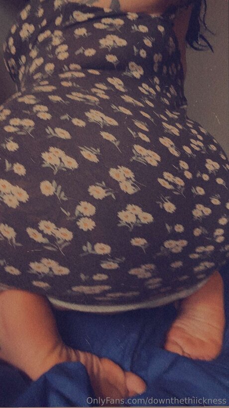 Photo nue de fuite OnlyFans de Downthethiickness