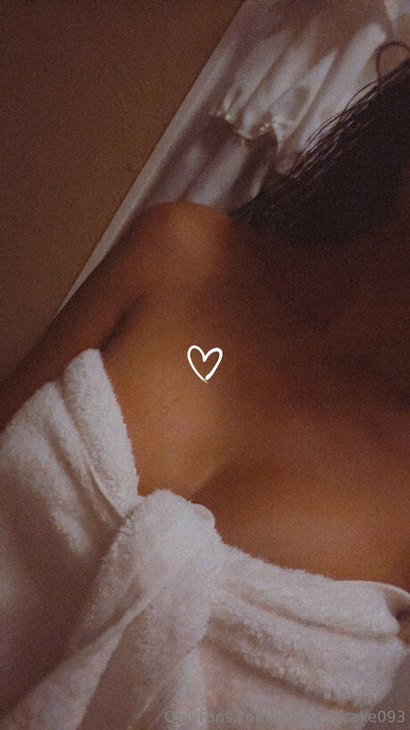 Asiancupcake093 OnlyFans 유출 누드 사진