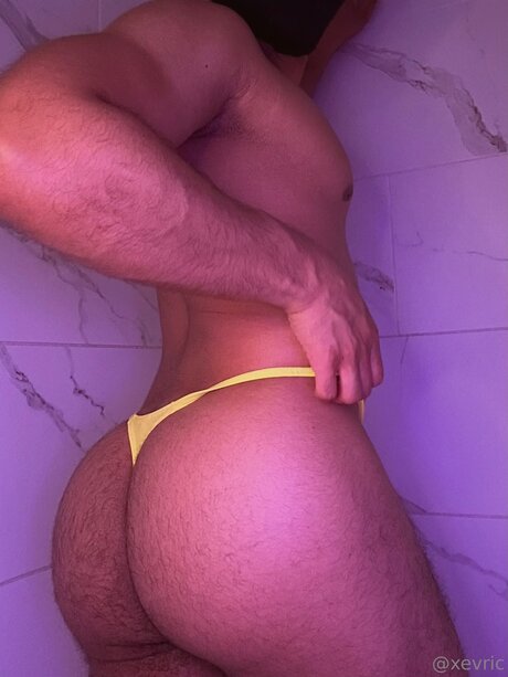 Naken läckt OnlyFans-bild av Xevric