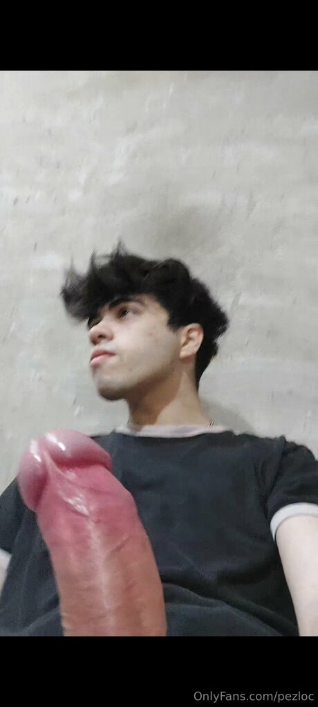 Naken läckt OnlyFans-bild av Pezloc