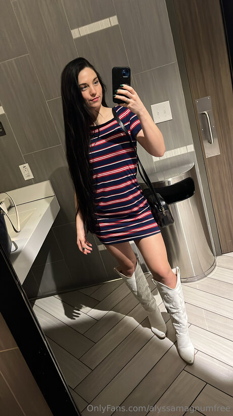 Alyssamagnumfree