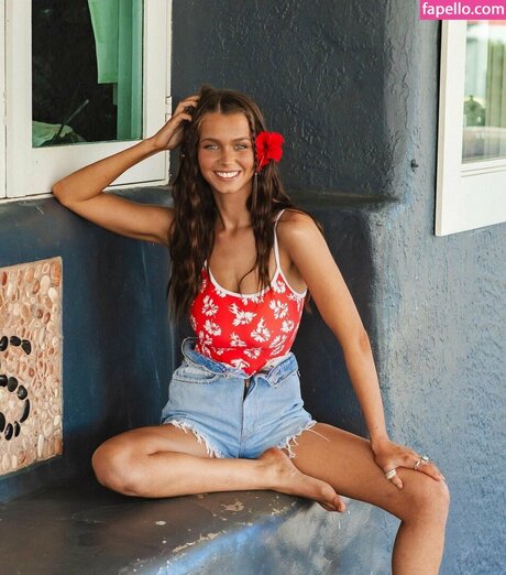 Chloe Campbell