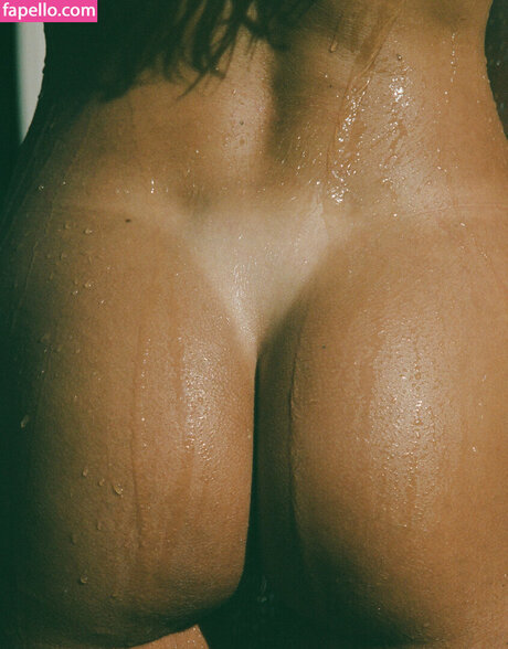 Chloe Campbell