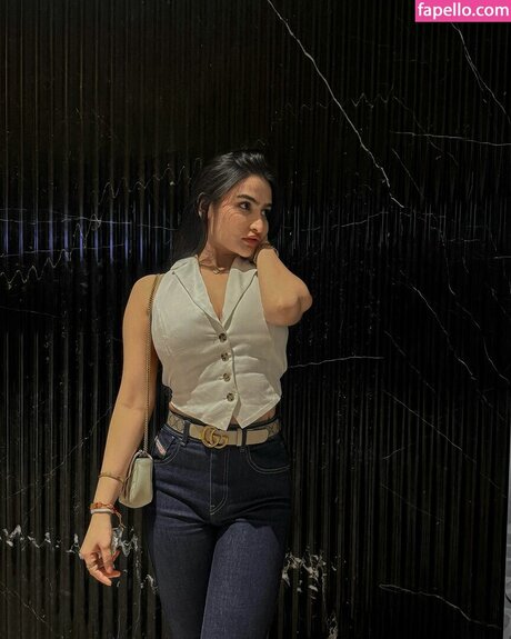 Alaston vuotanut OnlyFans-kuva Sassy Poonam