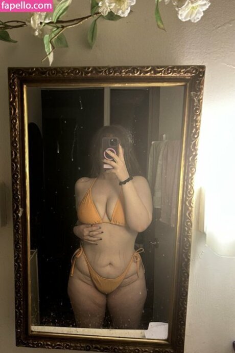 Naken lekkede OnlyFans-bilde av Lilcosmicbunny