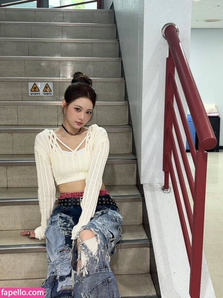Hong Eunchae 