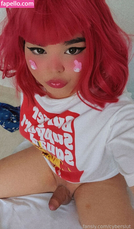 Naken läckt OnlyFans-bild av Pinkbubble987