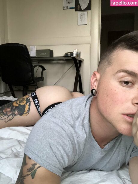 Alasti lekkinud OnlyFans-i pilt Themodelseven