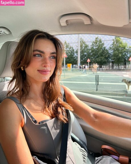 Charleen Weiss
