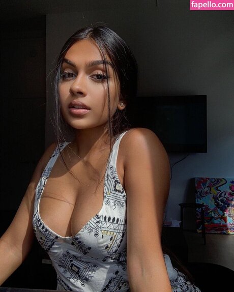 Alaston vuotanut OnlyFans-kuva Kelliexny