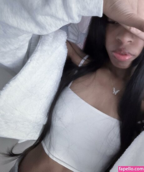 Shesnothingspecial